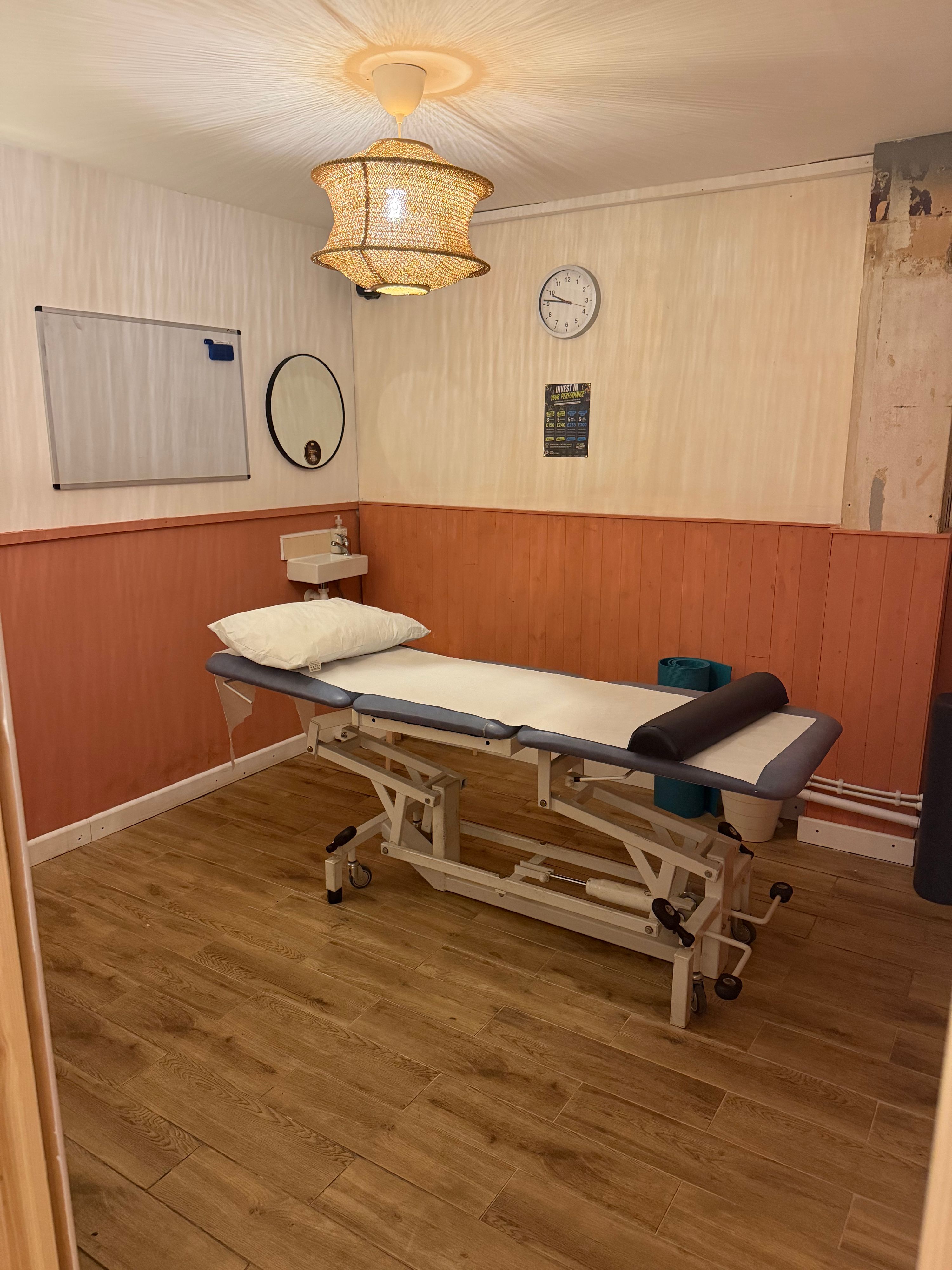 Equipped Treatment Room, Clapham
