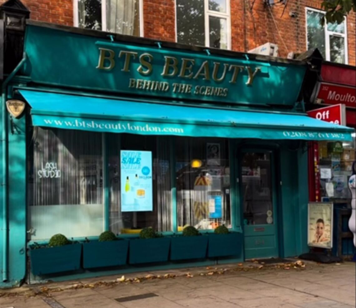 Beauty treatment room on Upper Richmond Road West, East Sheen SW14, East Sheen, photo 3