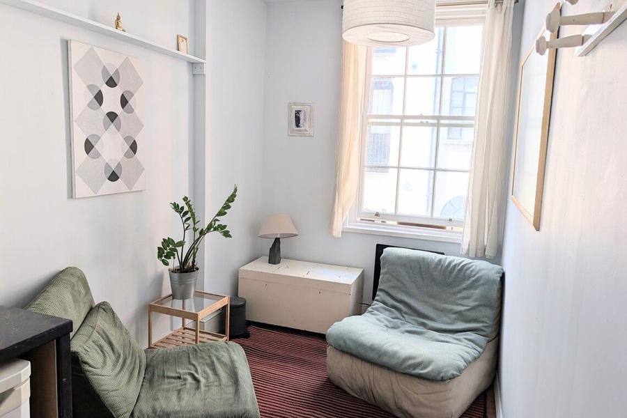 Regular Tuesdays: private therapy studio on Hoxton Square, N1, Hoxton, photo 1