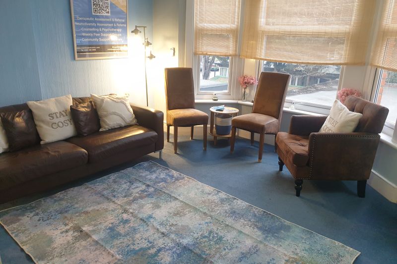 The Blue Room, lash and brow room to rent in London