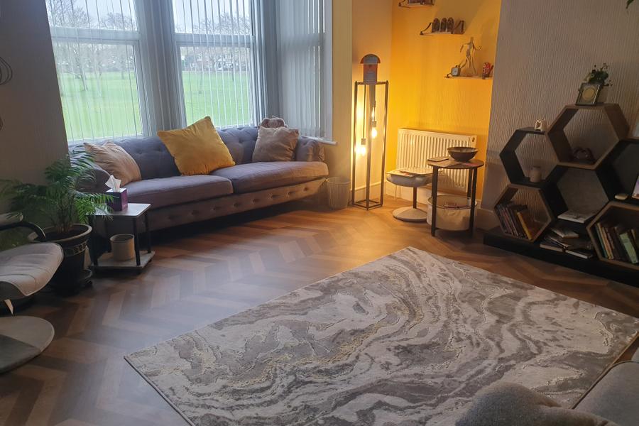 The Yellow Room, Wanstead, photo 6