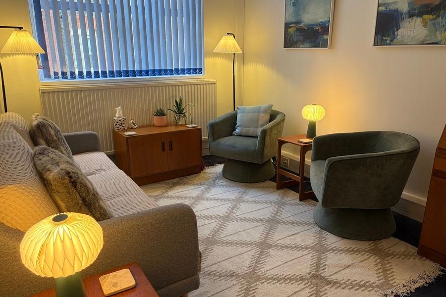 Ground-floor therapy room at The Chandlery, Waterloo SE1, Waterloo, photo 1