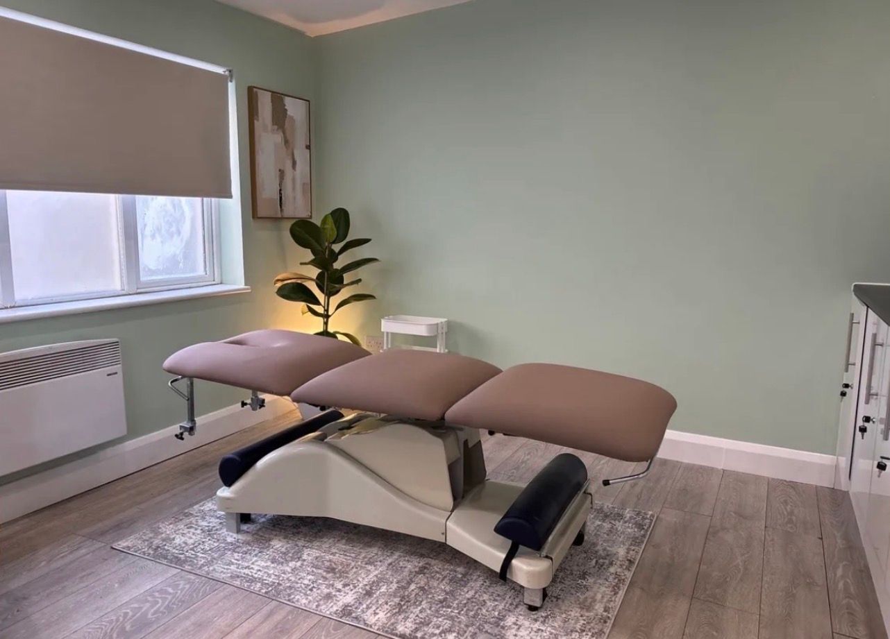 Bodymatters Treatment & Therapy Room – North Finchley, counselling room to rent in London