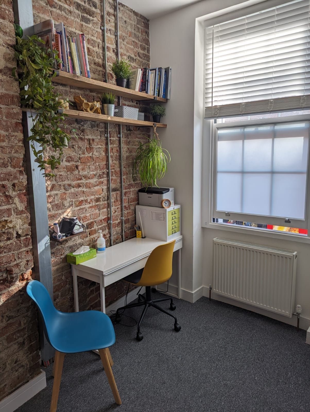 Borough High Street Clinic Room - Harper Road Osteopaths, London Bridge Station, photo 5