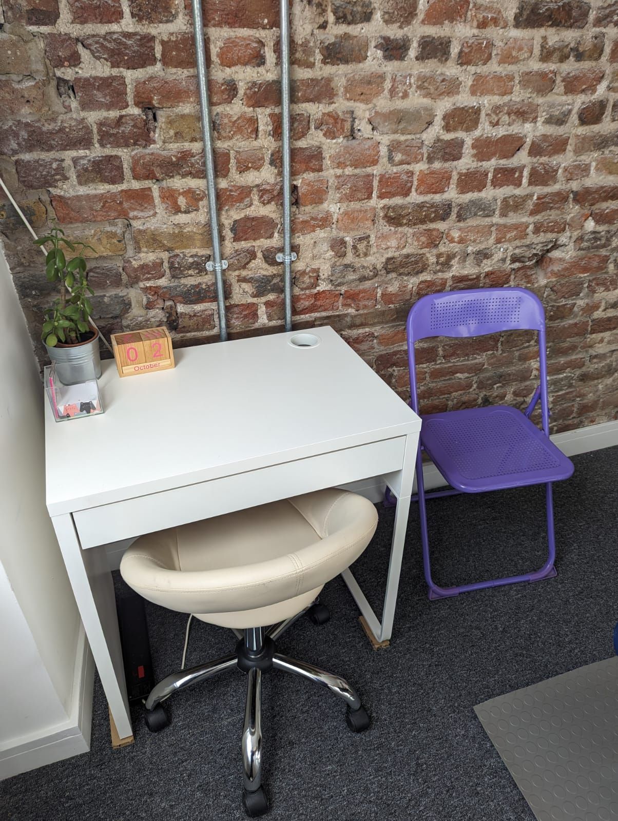 Borough High Street Clinic Room - Harper Road Osteopaths, London Bridge Station, photo 7