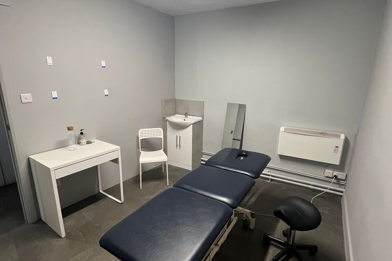 The Physio, dental room to rent in London