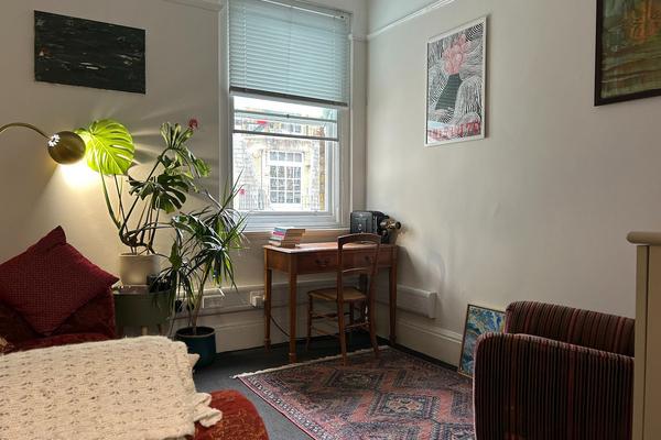 Wednesday therapy room, long-term, Hanover Square W1, Mayfair