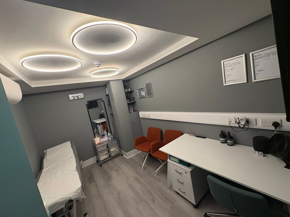 Small clinic room on Crawford Street, Marylebone W1, Marylebone, photo 7