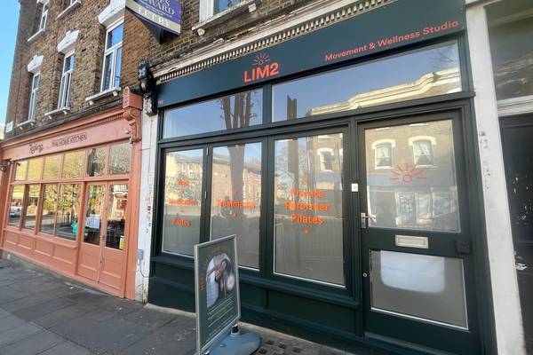 Treatment room at LIM studio, Highbury Park N5, talking therapy room to rent in London