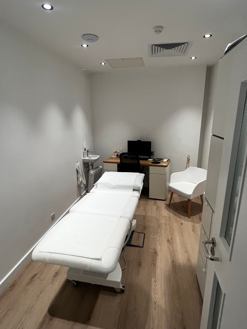 Private clinical room at The LAB, Clerkenwell EC1, Clerkenwell / Barbican, photo 5
