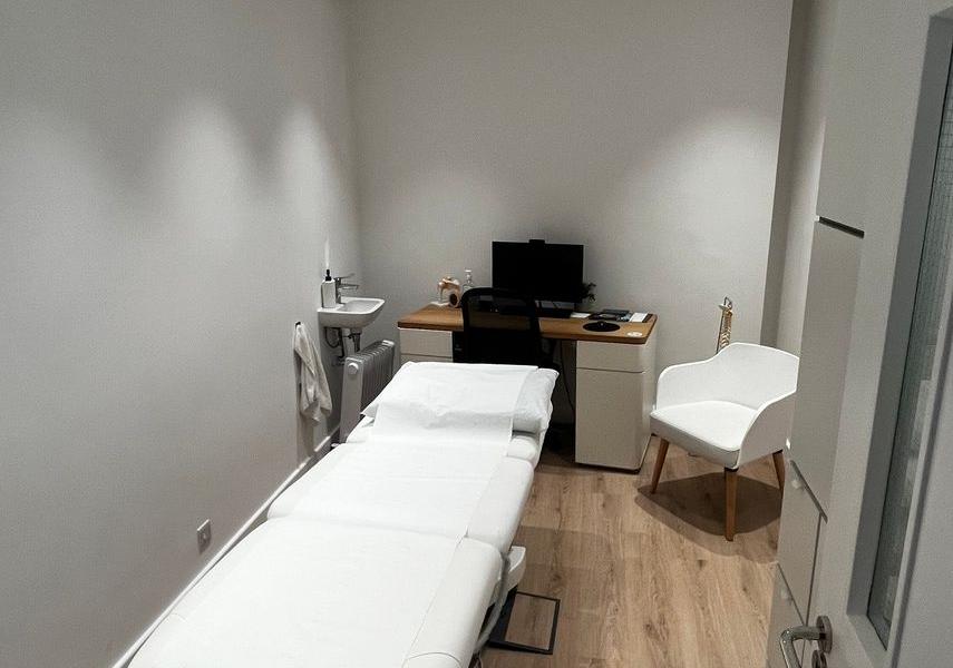 Private clinical room at The LAB, Clerkenwell EC1, Clerkenwell / Barbican, photo 5