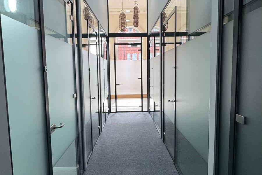 SSV Suites - Your Treatment Room, South Hampstead, photo 7