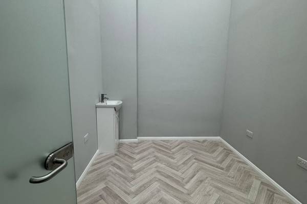Blank Canvas - Your Own Treatment Room, counselling room to rent in London