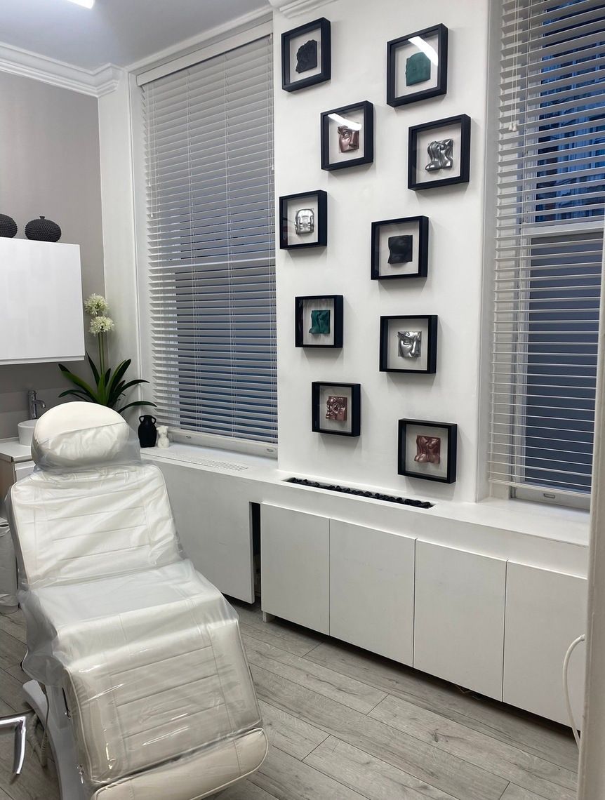 Treatment room in an award-winning Bloomsbury skin clinic, WC1B 3QJ , Bloomsbury, photo 3