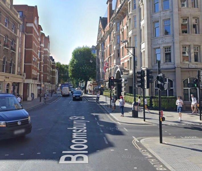 Treatment room in an award-winning Bloomsbury skin clinic, WC1B 3QJ , Bloomsbury, photo 8